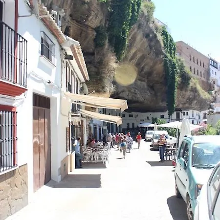 Cuevas Del Sol *